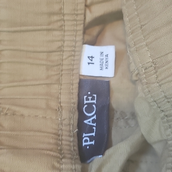 Childrens  place elastic waist cargo shorts 14 - Picture 3 of 5